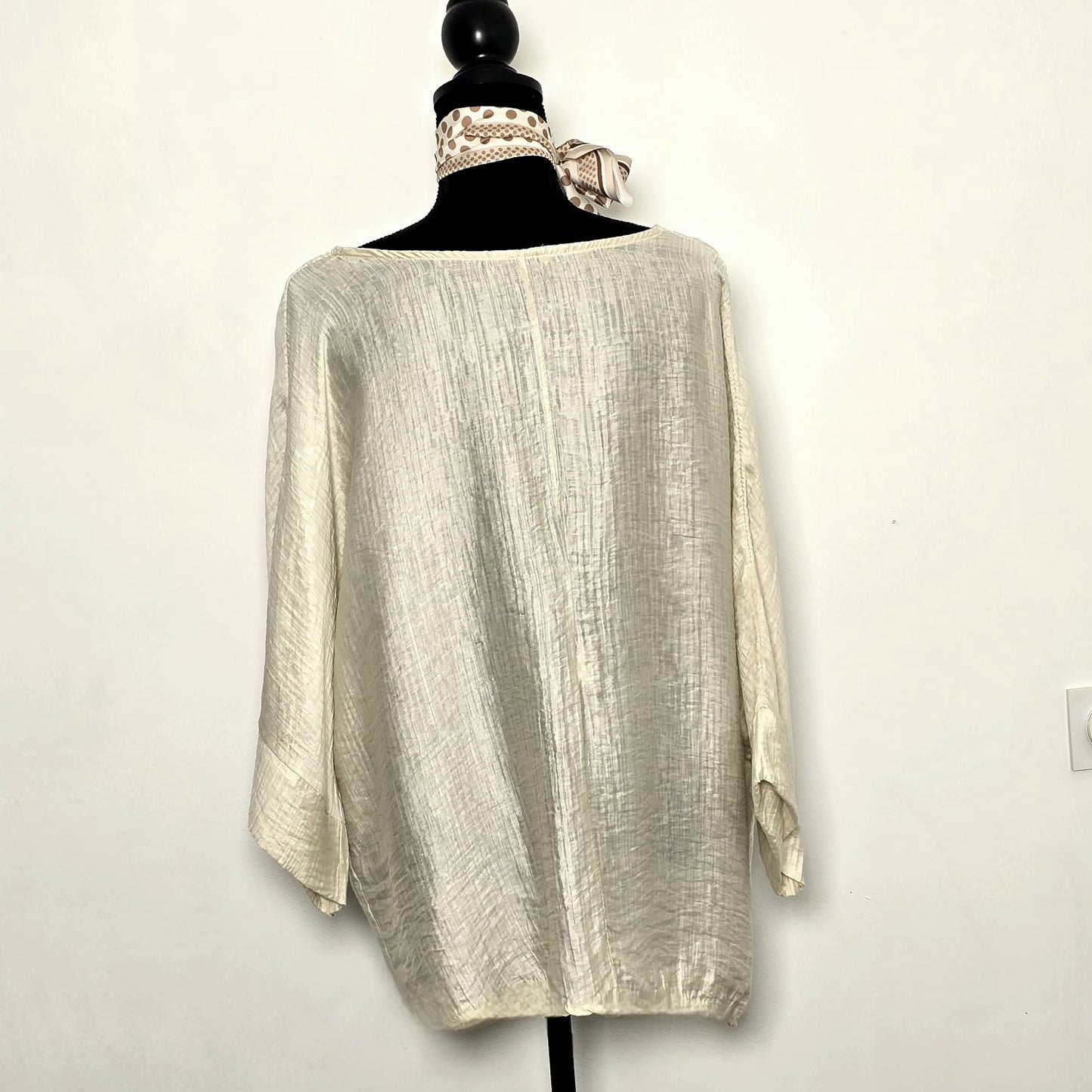 Blouse Ample Beige Elégante