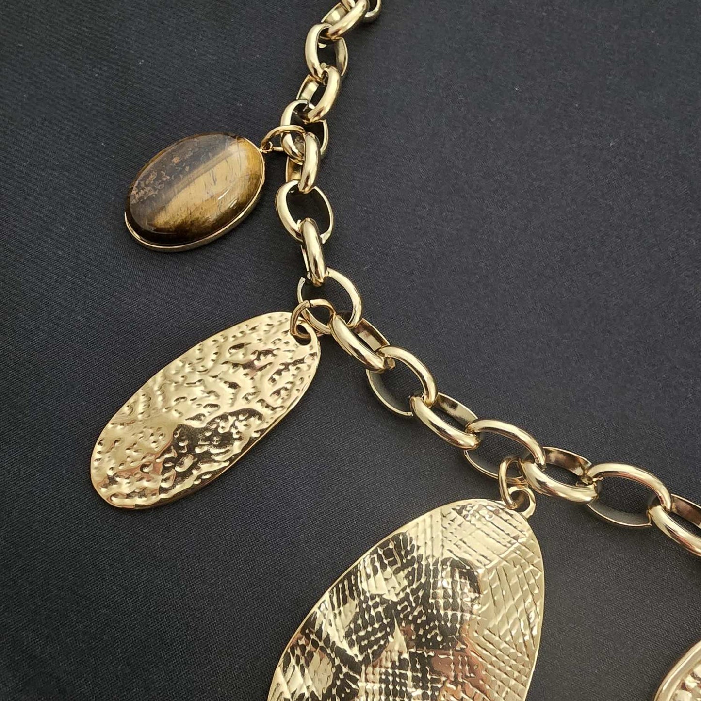 Collier Chaine Dorée Grand Médaillons Martelés