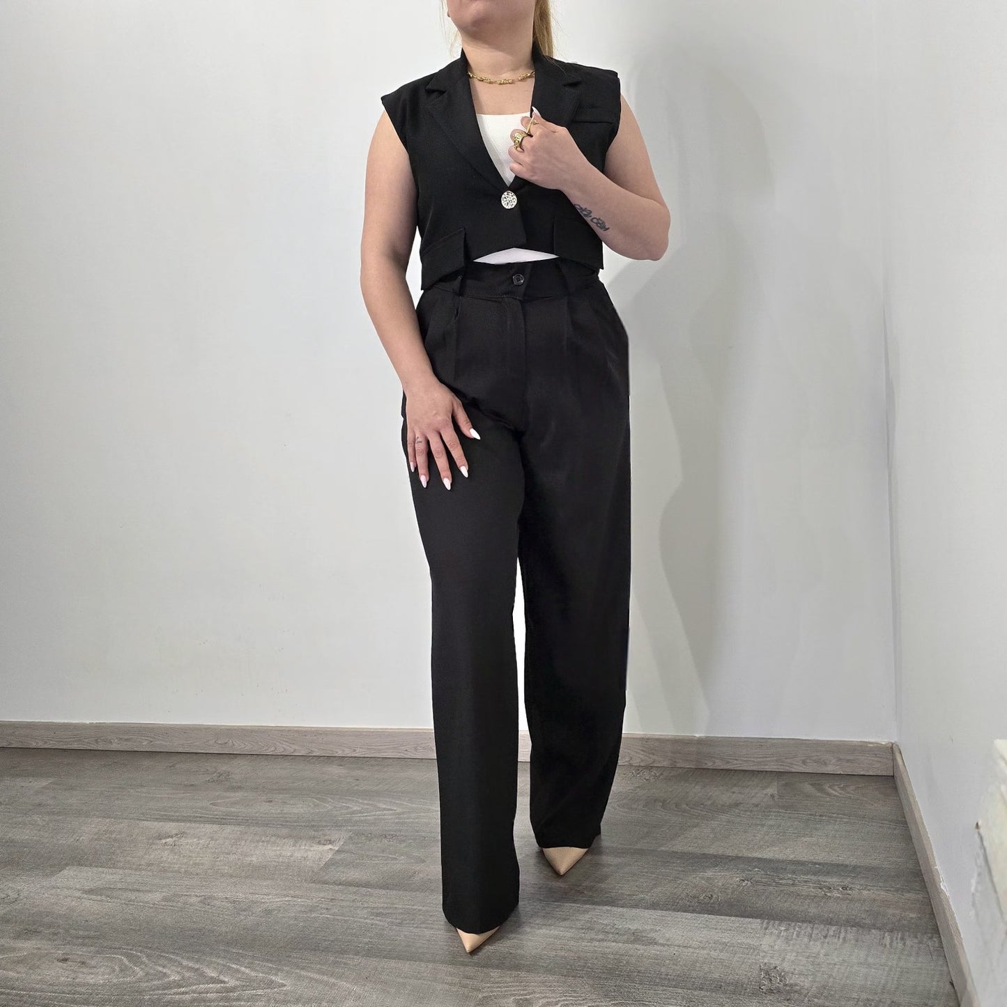 Ensemble Gilet Crop & Pantalon Large Noir - Élégance Fluide