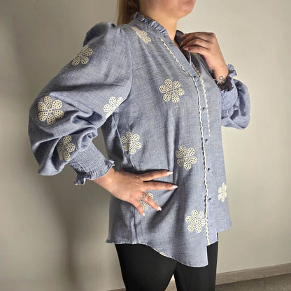 Chemisier "Lina" – Éclat Floral & Romantisme