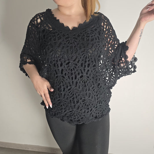 Blouse Guipure Noire – Avec Débardeur à Fines Bretelles