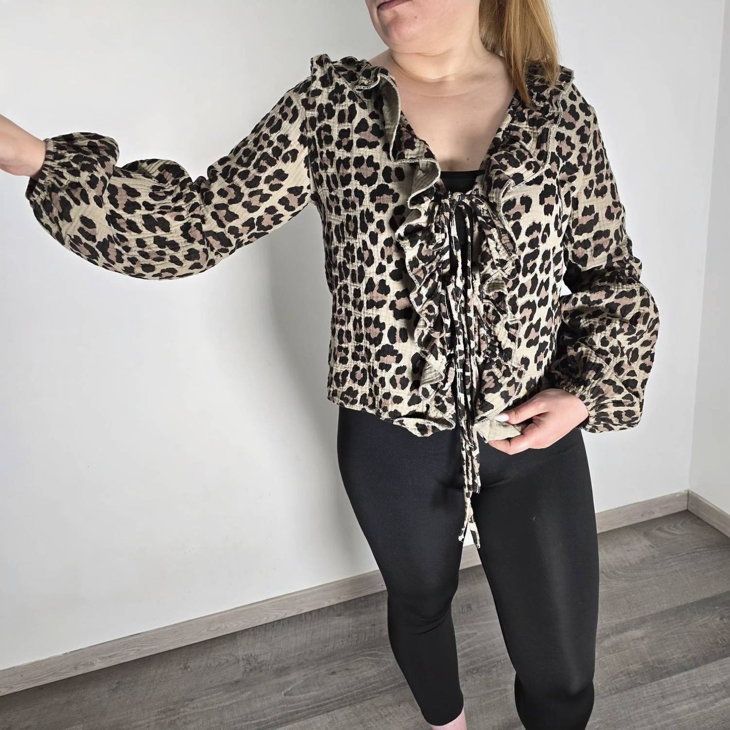 The Iconic Leopard - Blouse Premium à Lacets