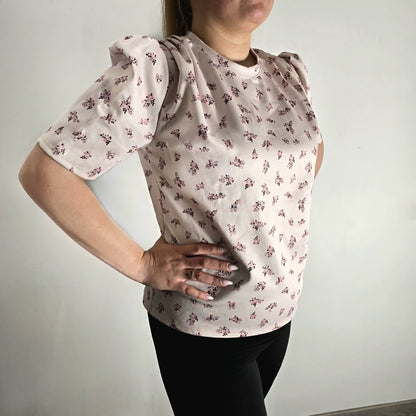 T-shirt beige à motif fleuri