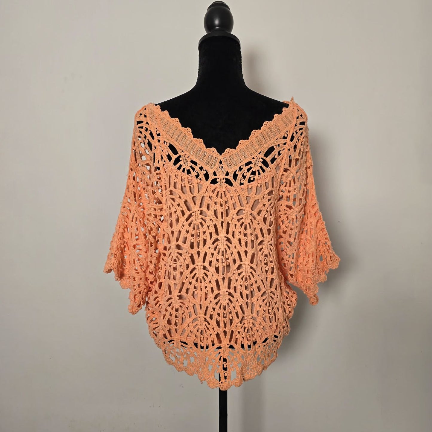Blouse Guipure Saumon  – Avec Débardeur à Fines Bretelles