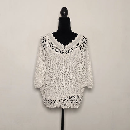 Blouse Guipure Blanche – Avec Débardeur à Fines Bretelles