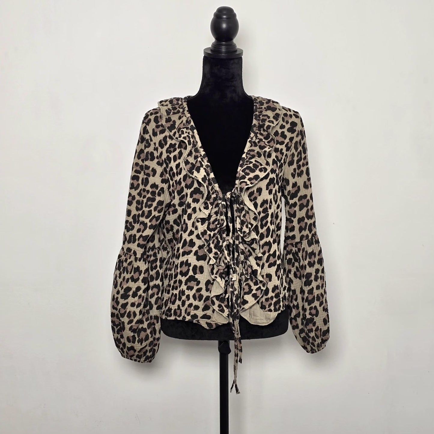The Iconic Leopard - Blouse Premium à Lacets