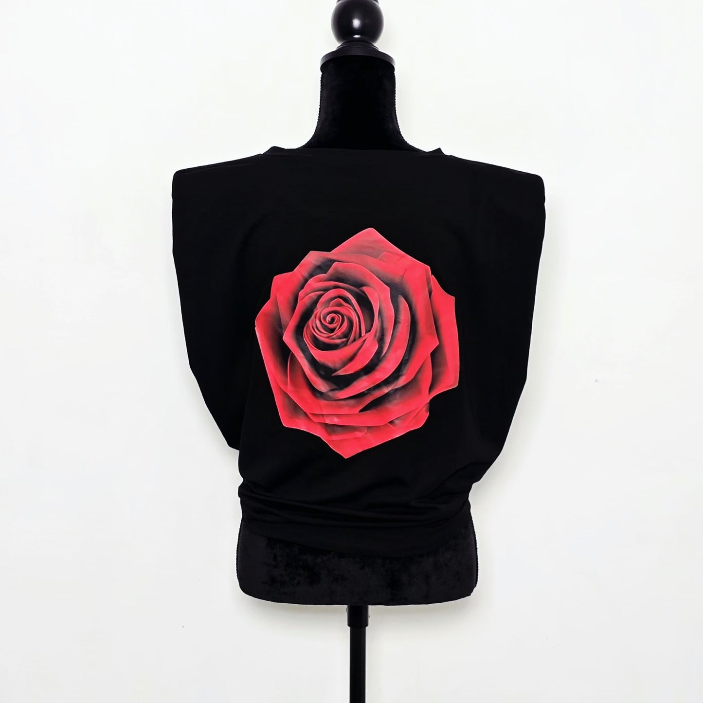 T-shirt à Épaulettes avec Détail Rose au Dos - Noir