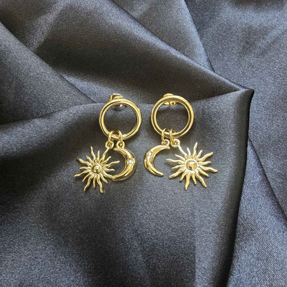 Boucles d'oreilles pendantes Lune et Soleil