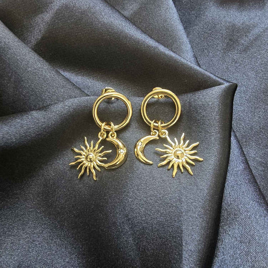 Boucles d'oreilles pendantes Lune et Soleil