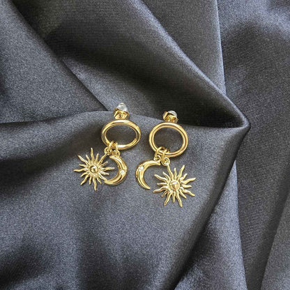 Boucles d'oreilles pendantes Lune et Soleil