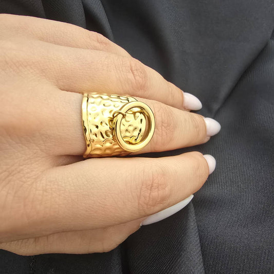 Bague Ajustable Martelée Avec anneau Décoratif à L’avant