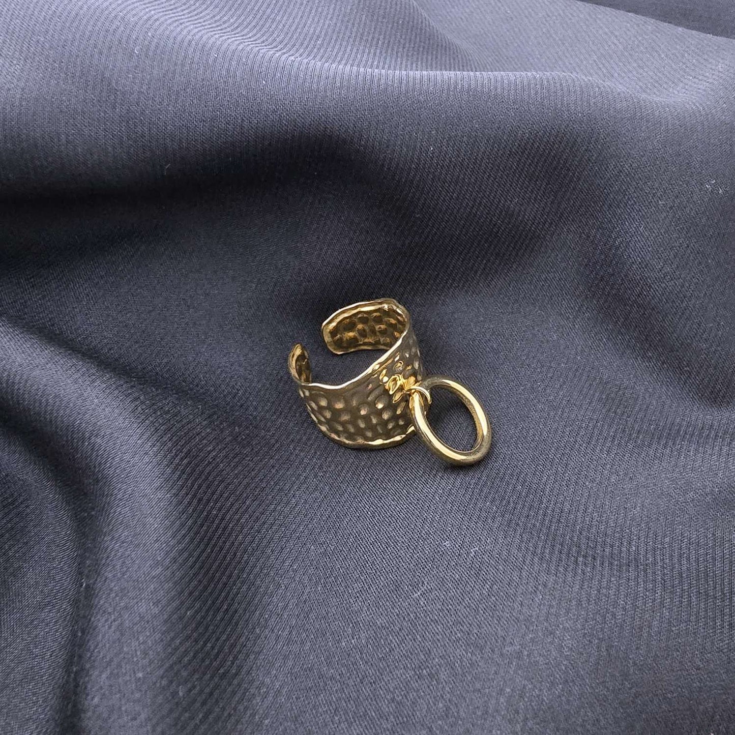 Bague Ajustable Martelée Avec anneau Décoratif à L’avant